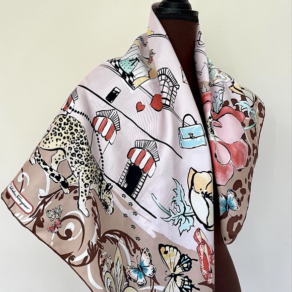 Salvatore Ferragamo Scarf Icons Beige Silk Wrap - Picture 1 of 16